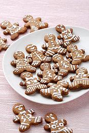 《毁灭战士：黑暗时代》推出联名披萨 解锁专属奖励